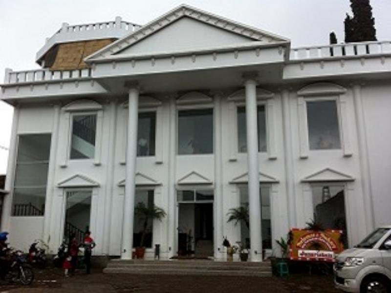 Hotel Alpha Classica Bandung Dış mekan fotoğraf